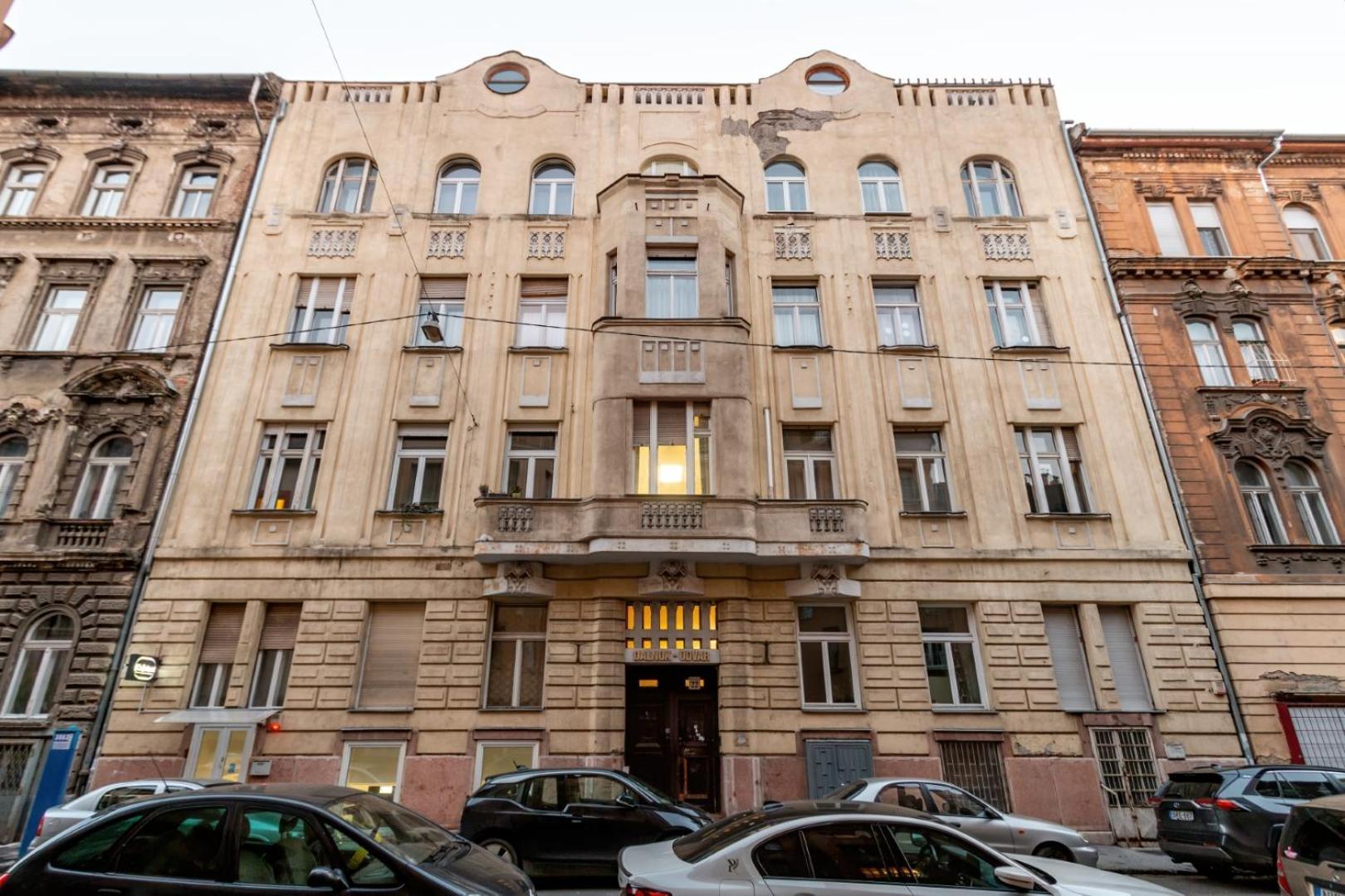 Mega Deal - Elegance - No Deposit Needed Будапеща Екстериор снимка
